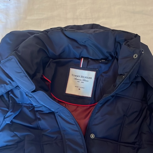 Tommy Hilfiger Women's Belted Hooded Puffer Coat, navy blue size XS - Picture 2 of 7